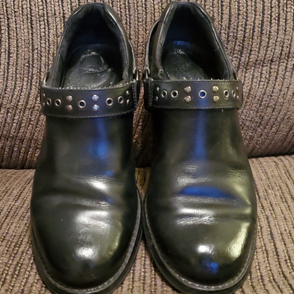 Red wing booties